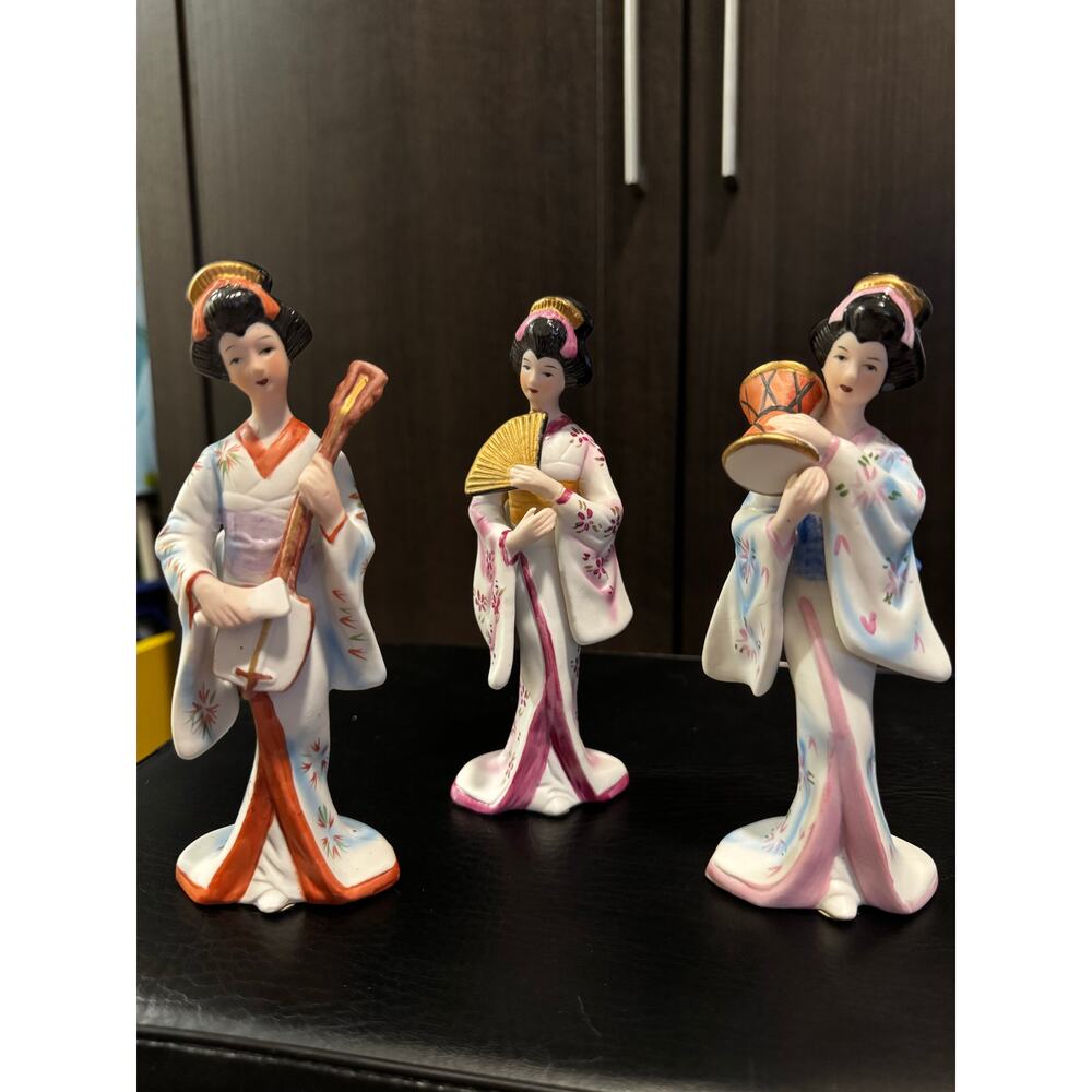 Vintage 3 Capodimonte Geisha Ceramic Bisque Porcelain Figures